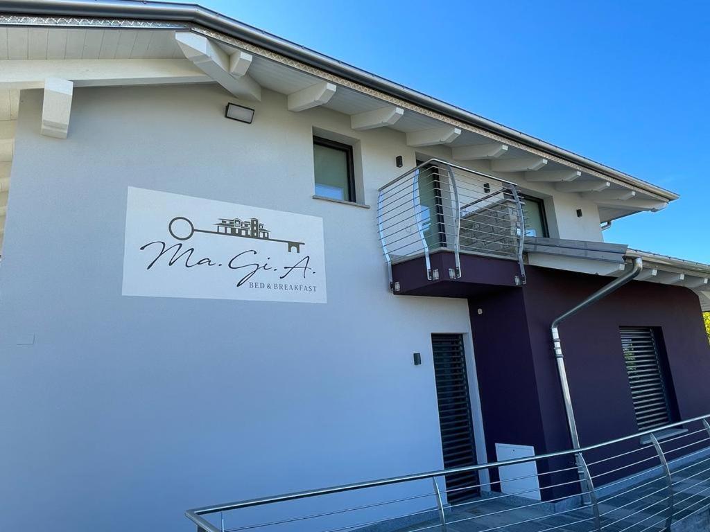 Bed And Breakfast Ma.Gi.A Кунео Экстерьер фото